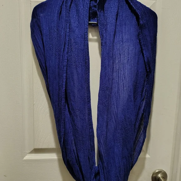 6 Piece Scarf Lot- From Winter Calvin Wrap , Wispy Lane Bryant,To Neckline Sheer - Picture 7 of 13
